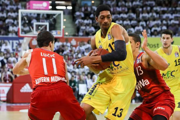 利离不开球 利离不开球