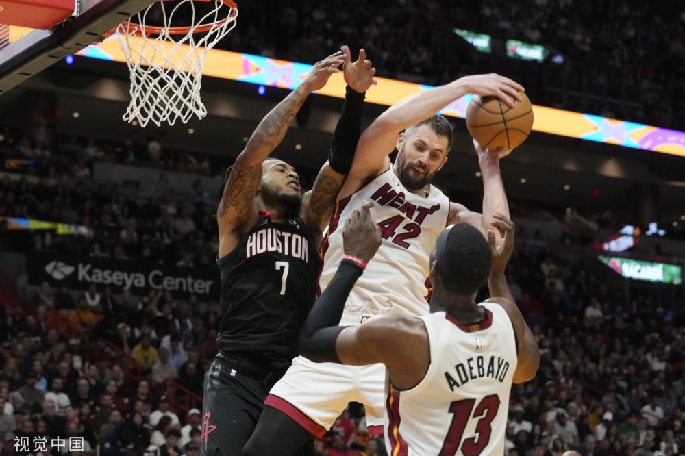 特别是在中 特别是在中