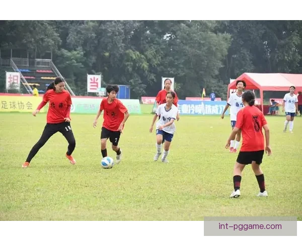 全球热点：足球锦标赛掀起新风潮