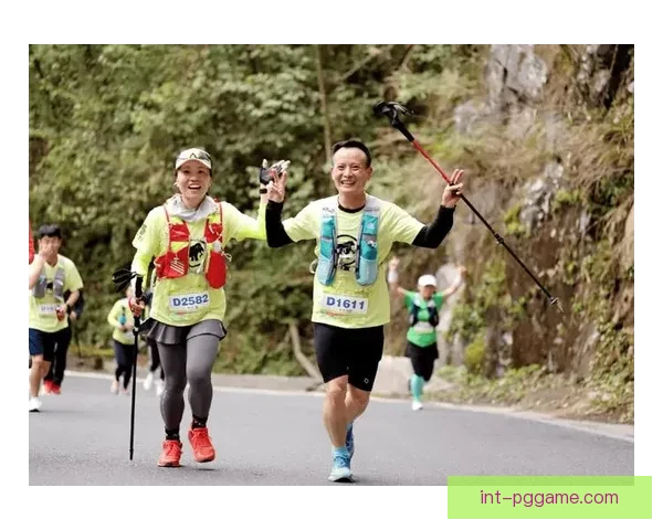 登山赛事中的精彩瞬间：挑战极限，勇攀高峰